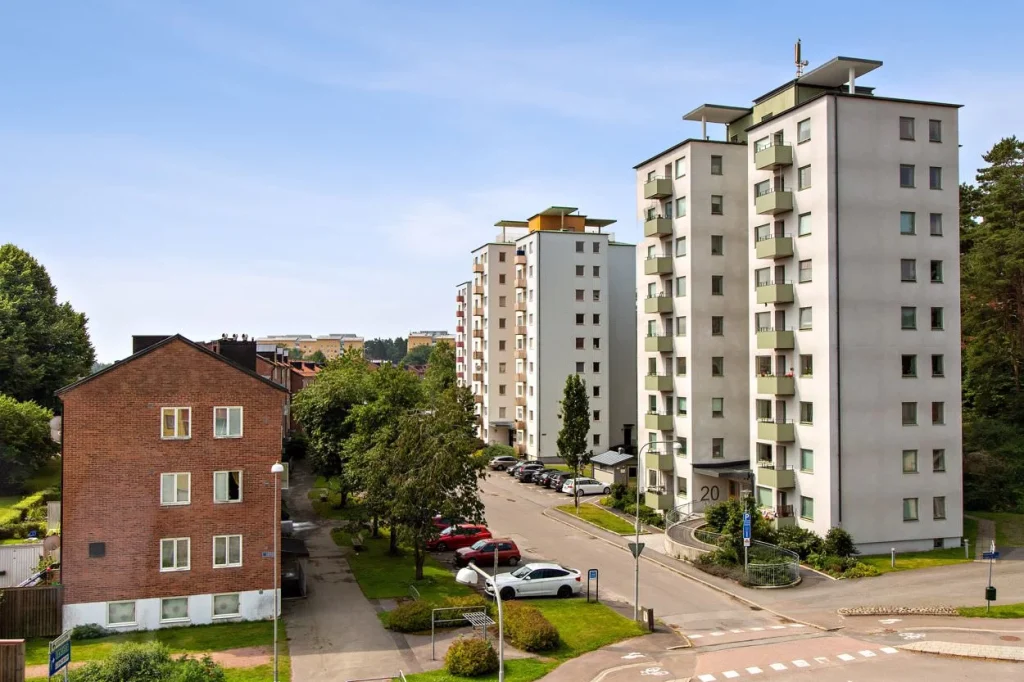 10. Asflatering parkering for bil BRF Nykvarn Sormland